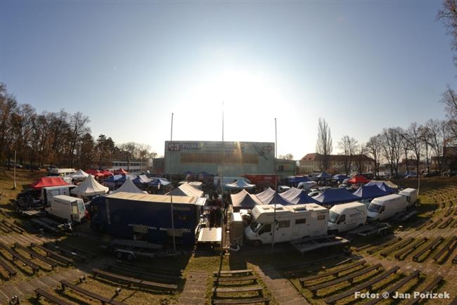 Rallyshow v Uherskm Brod je minulost. Vyhrl Tluk ped Kostkou