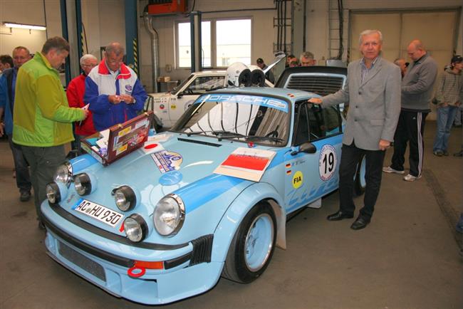 Velk oekvn provzelo start do druh etapy Historic Vltava Rallye