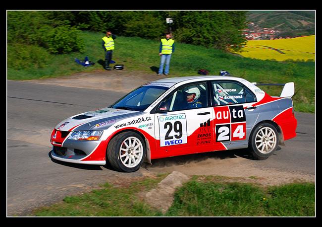 Eurostroj rally Tinov v roce 2007 s rakouskm pohrem