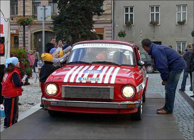 Na sobotn Rallye Jesenky se pihlsil rekordn poet 138 posdek! Vetn historik