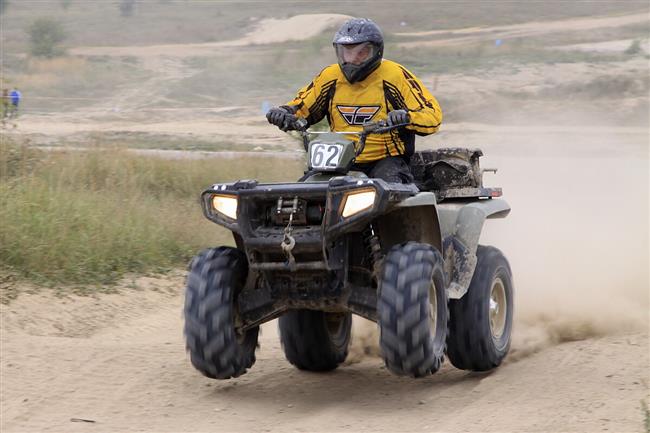 Rallye tructrial Milovice 2009 objektivem Mirka Knedly sen.