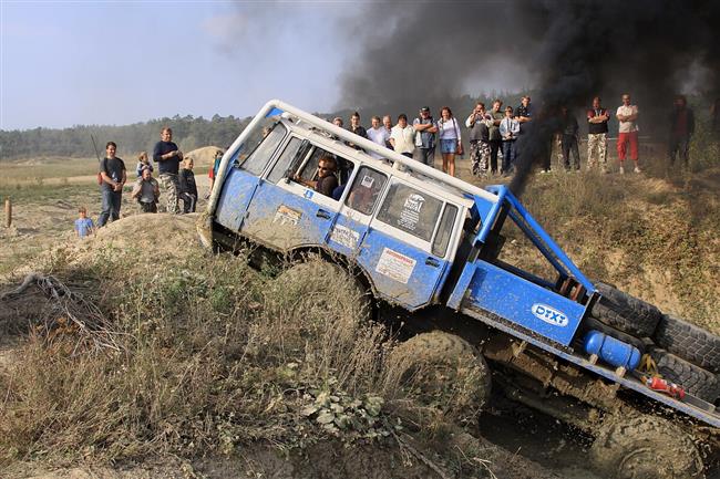 Trucktrialový kalendář 2010. Opět  klasika i rallyetrucktrial !!