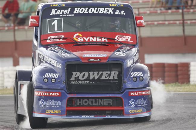 Ani o przdninch nebude chybt v nabdce ten Truck Racing Magazine