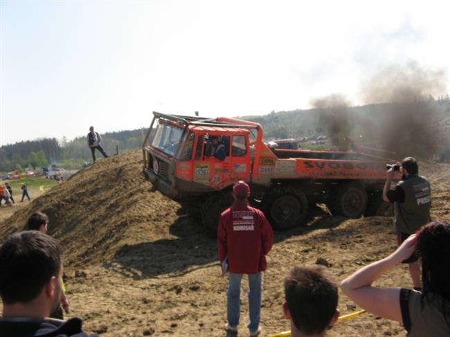 Trucktrial v Milovicch, duben 2009, foto Ladislav ivn jun.