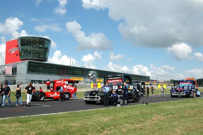 Truckerské Nogaro 2009 podruhé, foto Buggyra