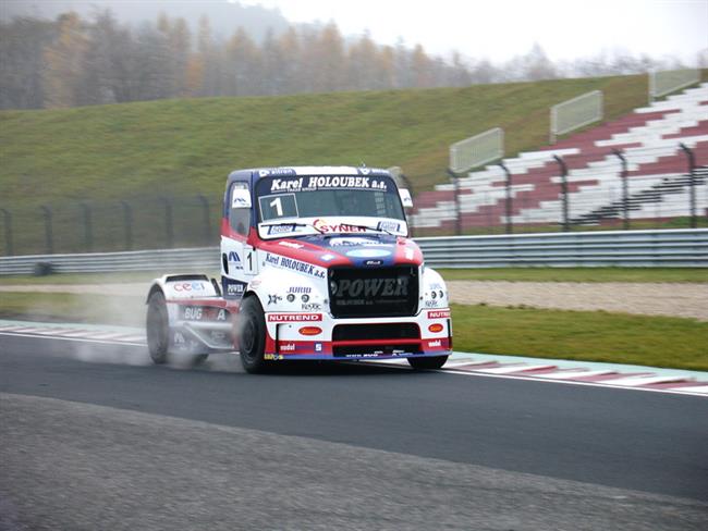 Listopadový  test Buggyry v Mostě (2010) , foto týmu