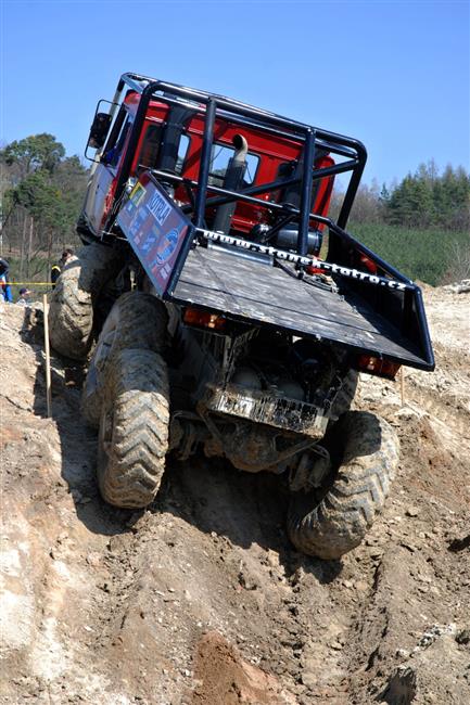 esk trucktrial 2010 po Milovicch m jet v kvtnu do Mohelnice a Prunova