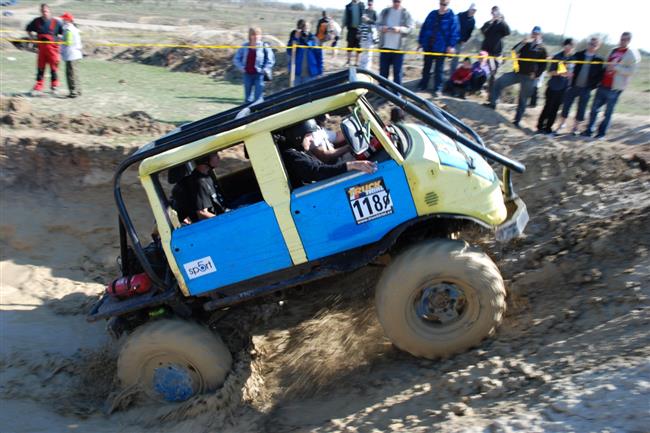 esk trucktrial 2010 po Milovicch m jet v kvtnu do Mohelnice a Prunova