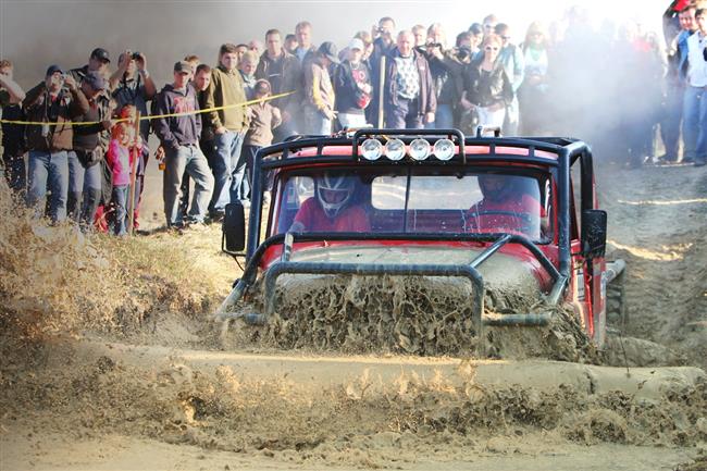 Rallyetrucktrial aneb Rallye Trial Málkov u Prunéřova se jede právě o tomto víkendu !!!