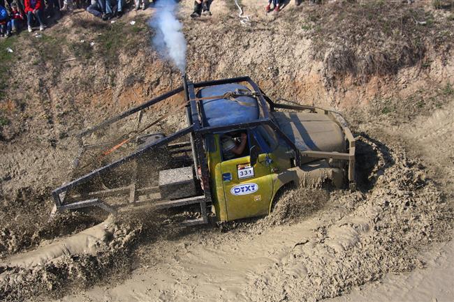 Rallyetrucktrial aneb Rallye Trial Málkov u Prunéřova se jede právě o tomto víkendu !!!