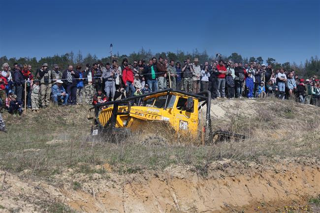 Rallyetrucktrial aneb Rallye Trial Málkov u Prunéřova se jede právě o tomto víkendu !!!