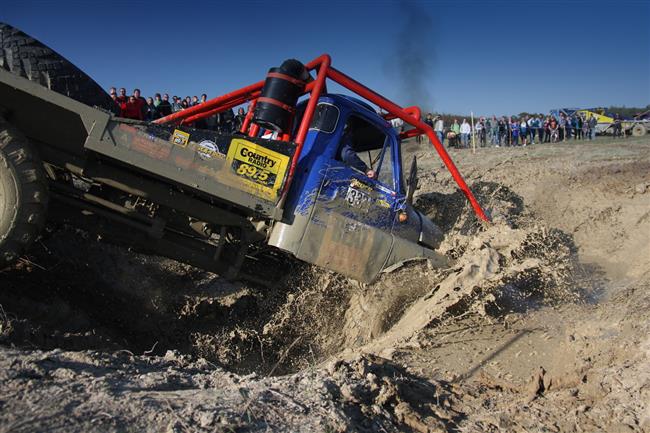 Rallyetrucktrial aneb Rallye Trial Málkov u Prunéřova se jede právě o tomto víkendu !!!
