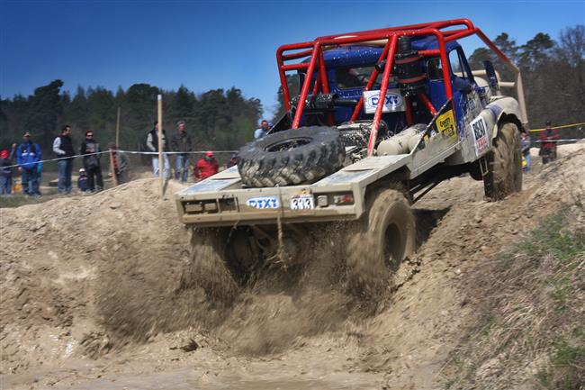 Rallyetrucktrial aneb Rallye Trial Málkov u Prunéřova se jede právě o tomto víkendu !!!