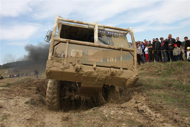 Rallyetrucktrial aneb Rallye Trial Málkov u Prunéřova se jede právě o tomto víkendu !!!