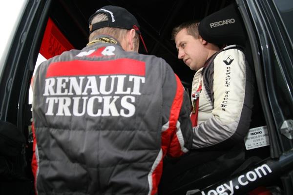 Adam Lacko testoval Renault tmu MKR, foto tmu