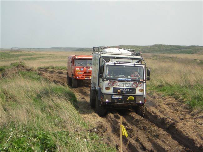 Rallye Trial Málkov u Prunéřova 2010  objektivem P.Jelínka podruhé