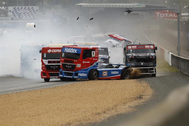 Truckersk finle v Le Mans: Kdy se misti volant sraz s blbcem...