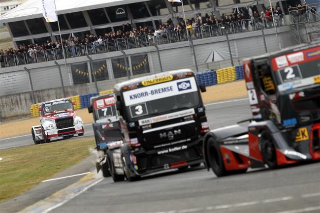 Truckersk finle v Le Mans: Kdy se misti volant sraz s blbcem...