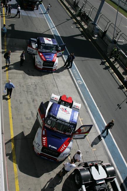 Dramaticky Nürburgring 2011 právě na obrazovkách