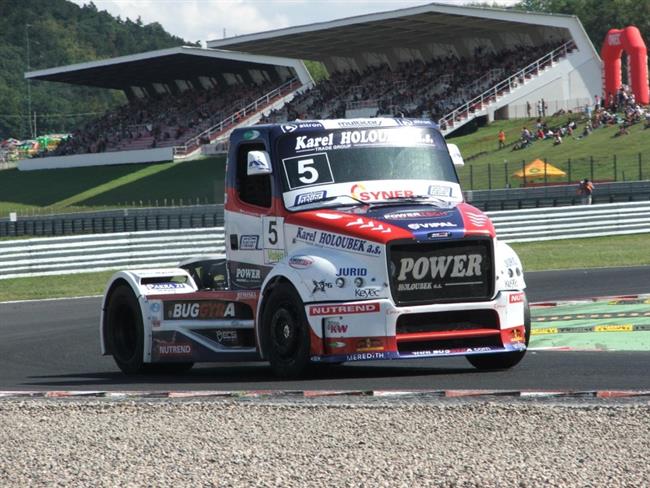 Úspěšný víkend truckerů v Mostě s vítězstvím Lacka i Vršeckého