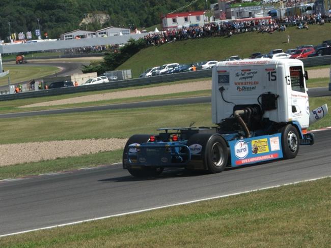 Truckerský Most 2011 objektivem Vládi Rožánka