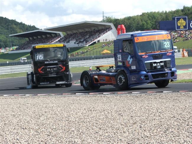 Truckerský Most 2011 objektivem Vládi Rožánka