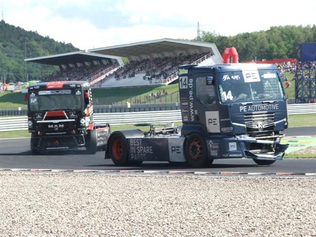 Truckerský Most 2011 objektivem Vládi Rožánka