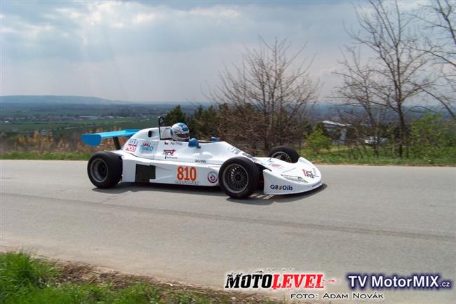 Závod do vrchu na Mohylu míru, duben 2011