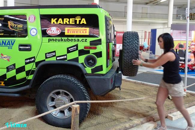 Největší automobilkou u nás je Abrex . Exportuje modely téměř do všech zemí světa