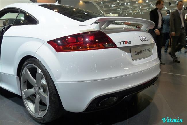 Autosalon Brno 2009 a sporťáky objektivem Víti Klígla