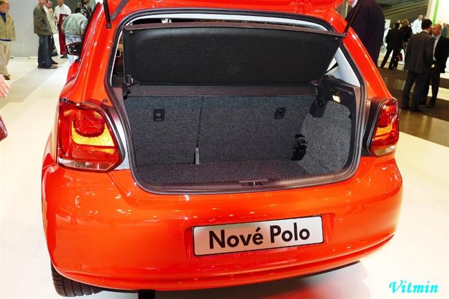 Autosalon Brno 2009 a sporťáky objektivem Víti Klígla