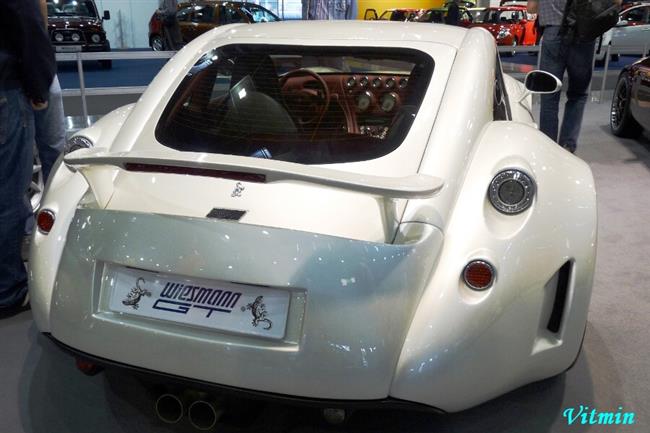 Autosalon Brno 2009 a sporťáky objektivem Víti Klígla