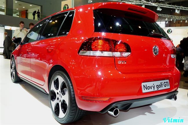 Autosalon Brno 2009 a sporťáky objektivem Víti Klígla