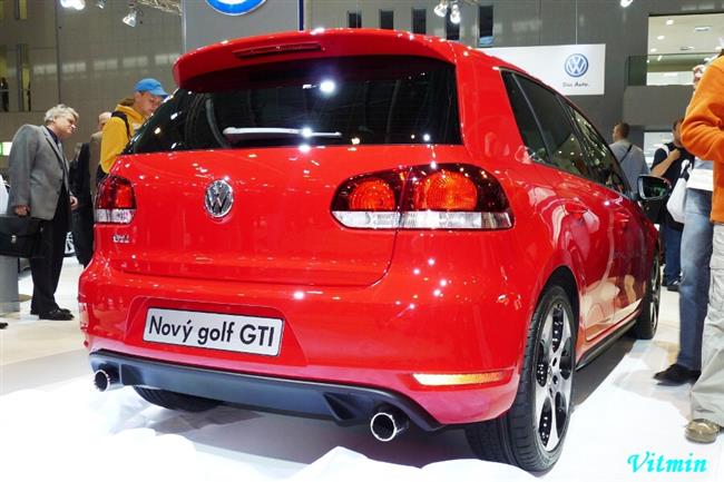 Autosalon Brno 2009 a sporťáky objektivem Víti Klígla