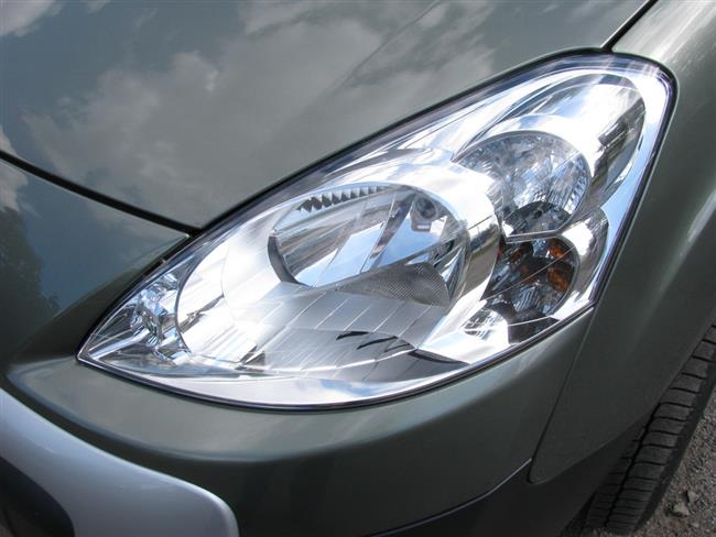 Nejprodvanj osobn modely znaky Peugeot ( 207, 308 a Partner) v dubnu s jarnmi cenami