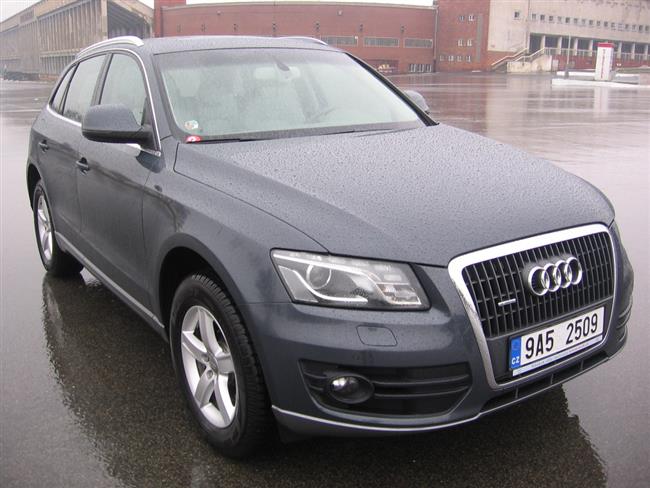 Test malho SUV Audi Q5 se zkladnm motorem 2,0 TDI . Dynamick i elegantn ...