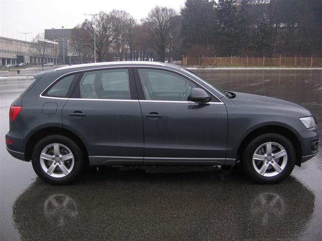 Test malho SUV Audi Q5 se zkladnm motorem 2,0 TDI . Dynamick i elegantn ...