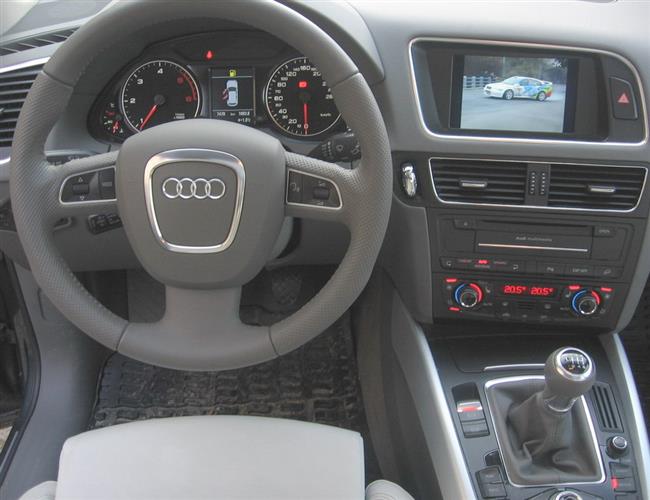 Test „malého“ SUV Audi Q5  2,0 TDI