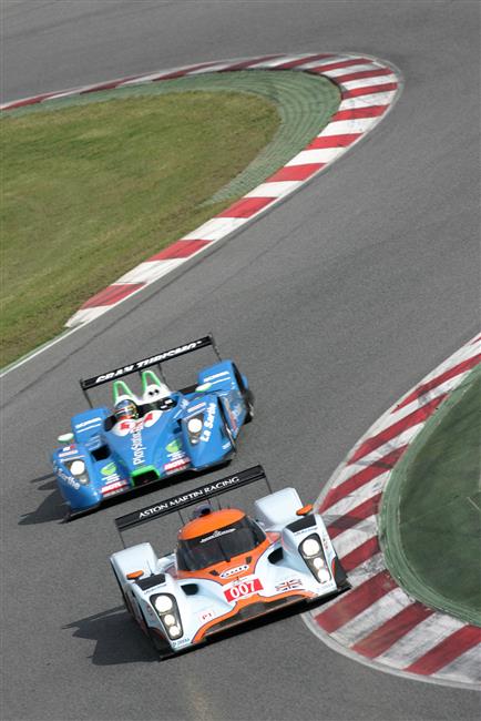 Le Mans Series 2009: Charouz, Enge a Mücke s Astonem Martin vyhráli 1000 km Katalánska  !!!