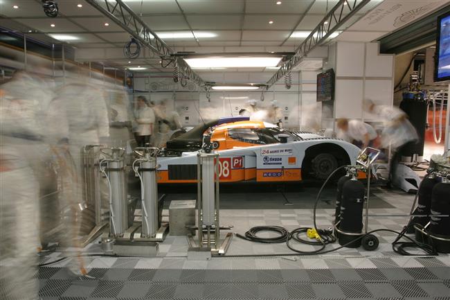 Le Mans 2009 : Vz  s nainci v rozletu ponkud pibrzdil defekt