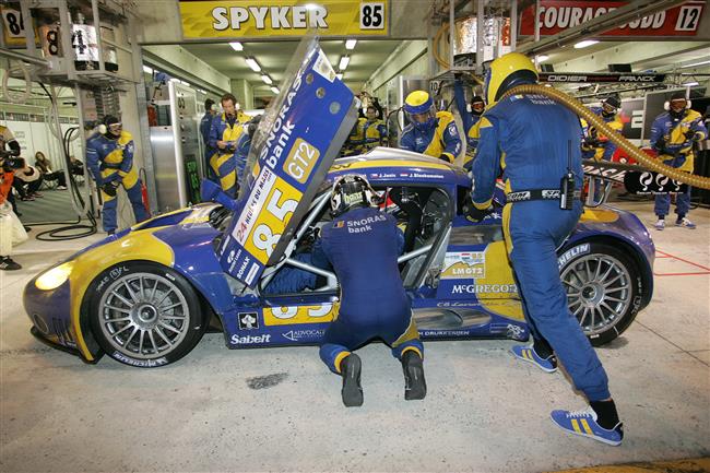 Le Mans 2009 a Janiš se Spykerem, foto týmu Petr Frýba
