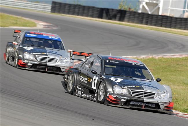 Mercedesy DTM porazily v mosteck kvalifikaci audi a vechny ostatn