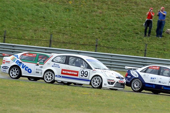Srpnový Most a nedělní sprint D4 objektivem Martina Straky, BPA