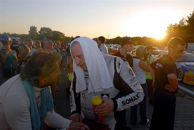 MB DTM skonil ve thodinovce v Poznani po boji druh za AUDI DTM