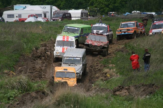 Rallye trial Mlkov u Pruneova 2010, foto Ji Fiala ( Praha)