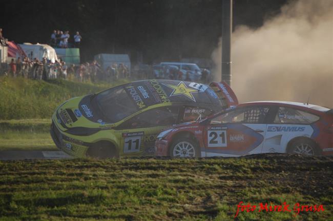 Krizovky a kolize při ME v Rallycrossu v Sosnové,foto Mirek Grusa