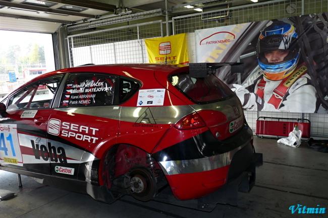 Epilog 2010 a stříbro pro Seat Sport - Hybáček, Matějovský, Abraham a Nemec, foto V.Klígl