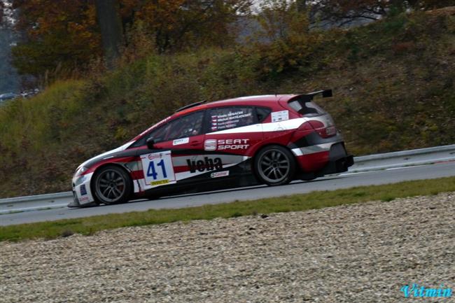 Epilog 2010 a stříbro pro Seat Sport - Hybáček, Matějovský, Abraham a Nemec, foto V.Klígl