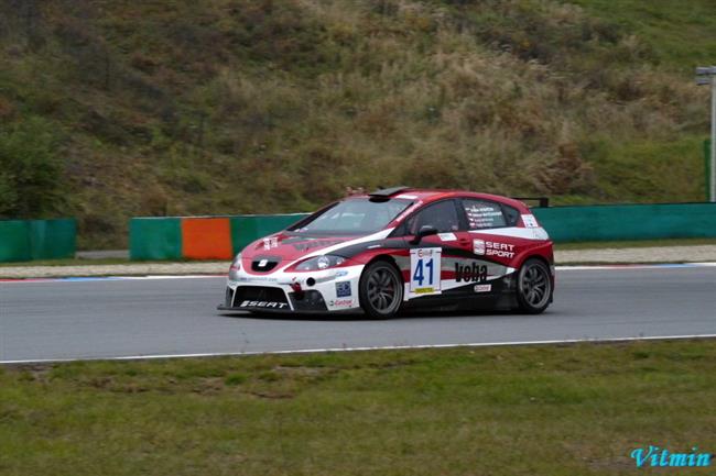 Epilog 2010 a stříbro pro Seat Sport - Hybáček, Matějovský, Abraham a Nemec, foto V.Klígl