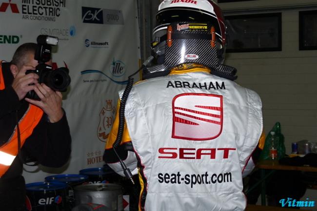 Epilog 2010 a stříbro pro Seat Sport - Hybáček, Matějovský, Abraham a Nemec, foto V.Klígl